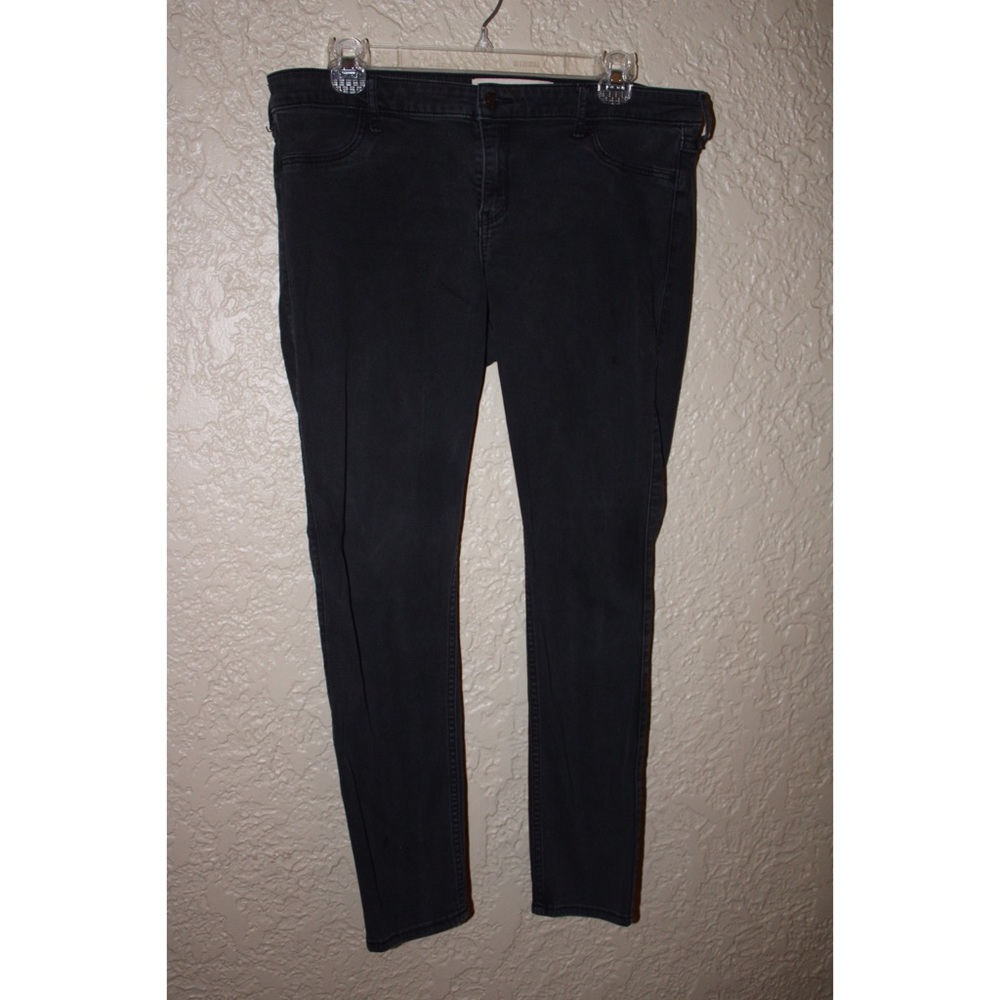 Black Hollister jeggings